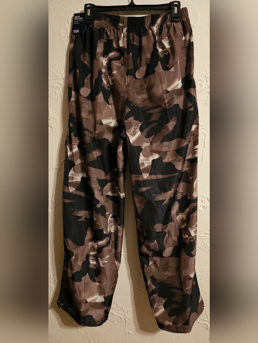 DSG Small Women's Woven Jogger Pants Loose Fit NWT